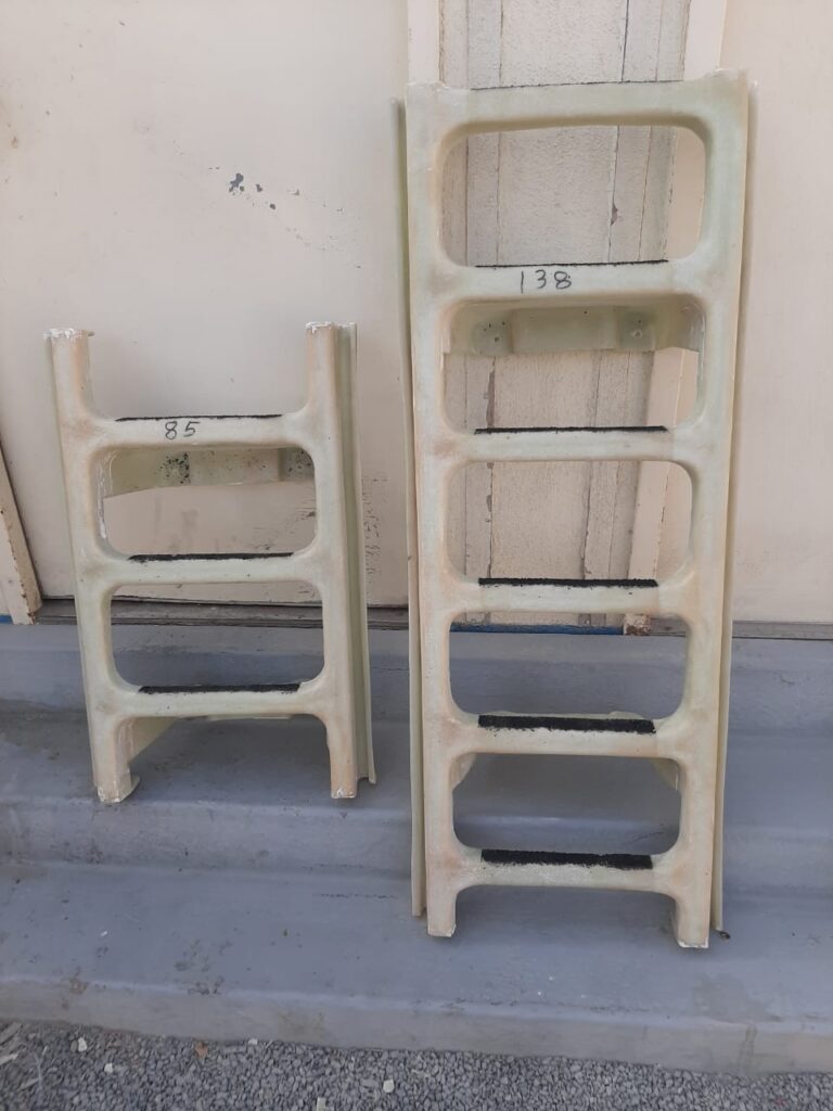 FRP ladders, moulded stringers