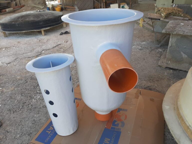 Manhole shaft with laminated inlet